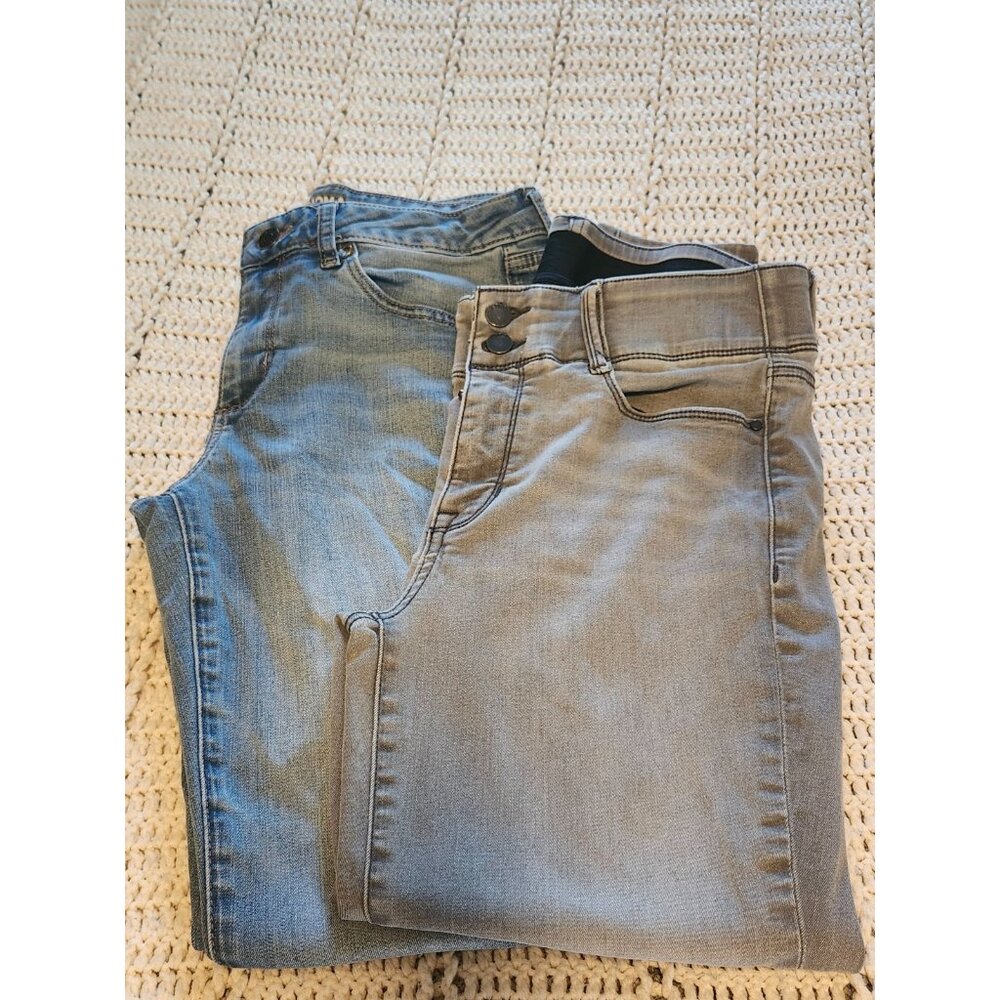 Lot of 2~Women's Jeans~Sonoma & Apt. 9~Size 8R & 10 Ankle~Blue~Gray~Kohls